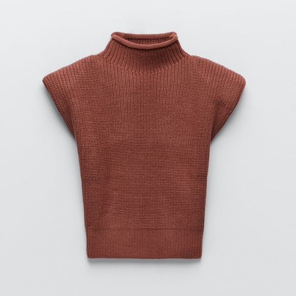 🔥Last 1🔥ZARA Shoulder pad knit top - Picture 3 of 4